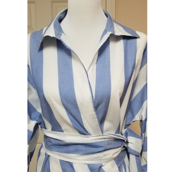🆕️⬇️Romeo & Juliet Couture Stripe Lace Wrap Blouse - Picture 3 of 8